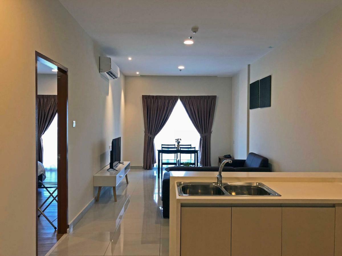 Aman Hills Hotel Kampong Timbunan Exterior photo